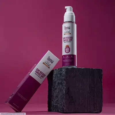 Derma Shine Sun Kissed Tinted Spf Moisturizer? Material: Cream Texture: High Pigmented Skin Types: All Skin Types Color: Pink Product Feature: UV Protectant Package Includes: 1 x Sunblock Weight: 100 Gram