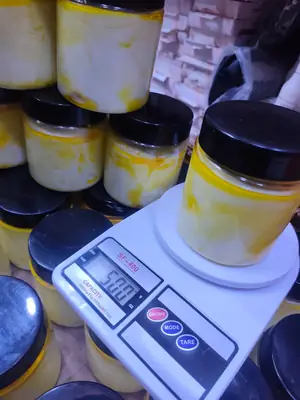 Whitening And Brightening Whitening Cream 500 g thumbnail 3