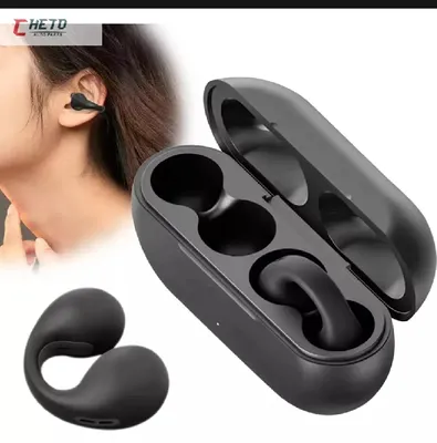 Black Silicone Earbuds with Charging Case thumbnail 3