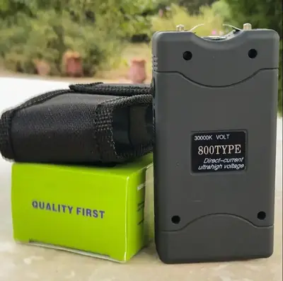 Rechargeable Self-Defence Taser Gun thumbnail 3
