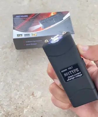  Rechargeable Self-Defence Taser Gun thumbnail 4