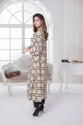 3 Pcs Women's Stitched Arabic Lawn Printed Suit thumbnail 5