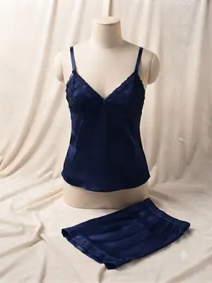Jersey Embroidered Comfortable And Lightweight Nightwear Set thumbnail 3