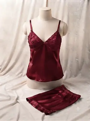 Jersey Embroidered Comfortable And Lightweight Nightwear Set thumbnail 3