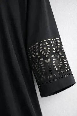 Georgette Plain Full Abaya thumbnail 2