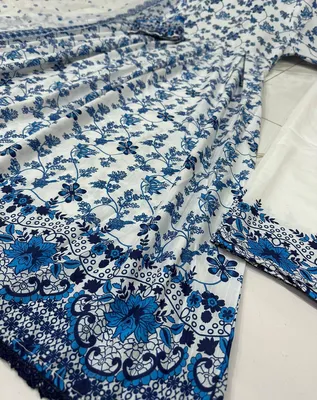 3 Pcs Women's Stitched Arabic Lawn Printed Maxi Suit thumbnail 3