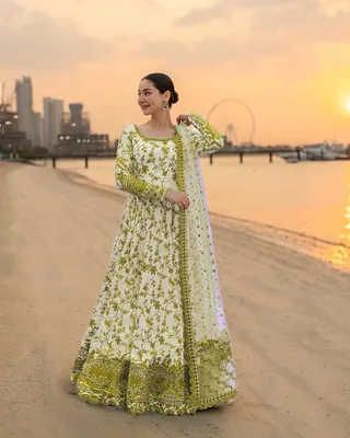 3 Pcs Women's Stitched Arabic Lawn Printed Maxi Suit thumbnail 3