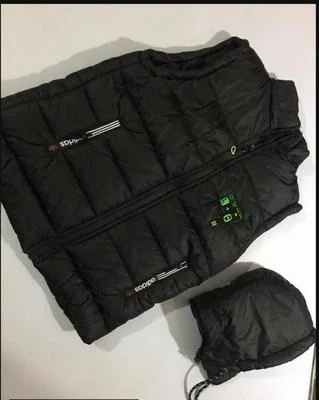 Men's Sleeveless Puffer Jacket Black Parachute Hooded