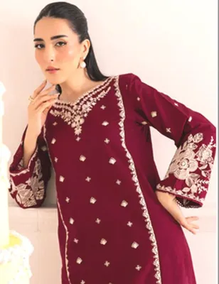 Maroon Embroidered Lawn 2Pcs Kurta Set for Women thumbnail 2