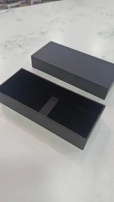 Black Hardboard Gift Box for Watches & Jewelry thumbnail 2