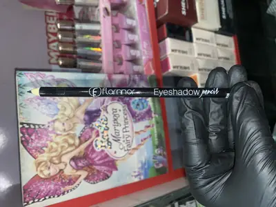 2 in 1 Makeup Deal - Black and Brown Eye pencil thumbnail 2