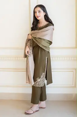 3 Pcs Women's Unstitched Embroidered Suit