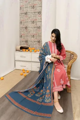 MIX TRENDING DESIGNS 3 Pcs Unstitched Embroidered Suit thumbnail 3
