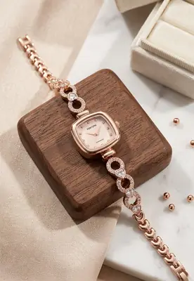 Women's Chic Everyday Design That Upgrades Any Outfit Watch 1