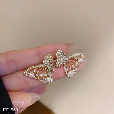 Butterfly Pearl Korean Trending Earrings PXJ-960