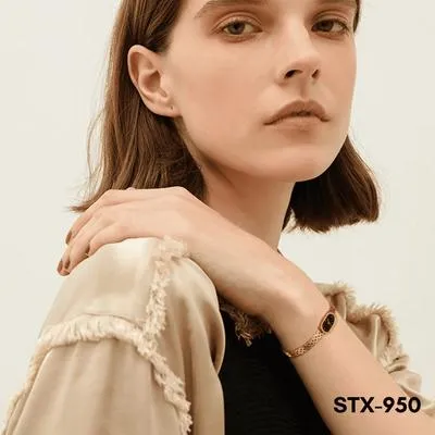Golden Roman Numeral Watch for Women with Chain Bracelet thumbnail 3
