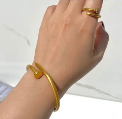 Nail Cartier Handcuff With Free Ring 