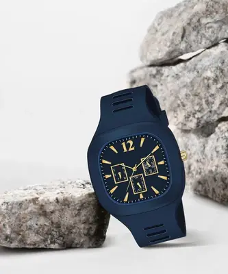 Men Black Silicone Analogue Watch with Gold Accents thumbnail 6