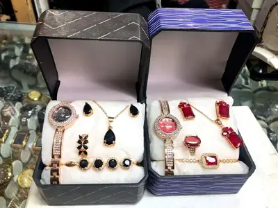 Women's Luxury Gold Plated Jewellery Watch Set with Black Stones – Mixed Designs & Colors thumbnail 5