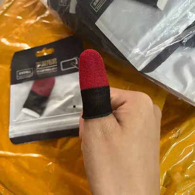 Pair of Gaming Finger Sleeves Sweat Proof Breathable Thumb Sleeves For Mobile Gaming Durable Quality Comfortable Fit thumbnail 2