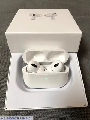 AirPods Pro Black Long-Lasting Battery With Fast Charge Earbuds