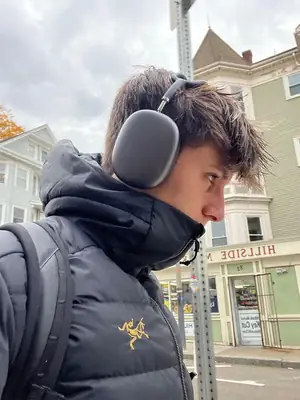P9 Headphone Wireless Bluetooth Multicolor Seamless Connectivity thumbnail 8