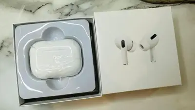 Airpods Pro 2 With Slicon Pouch TWS Wireless Earbuds thumbnail 4