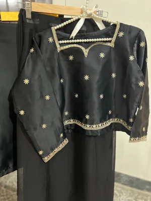 Black Star Embroidered Saree Set Silk Chamose thumbnail 2