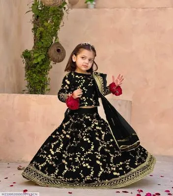 Black Gold Embroidered 3-Piece Kids Khussa Set thumbnail 3