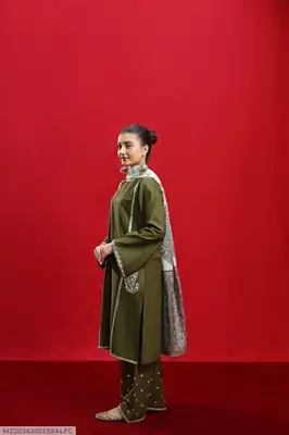 3 Pcs Women's Unstitched Embroidered Suit
