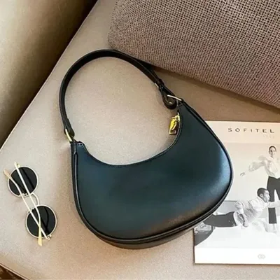 Women's PU Leather Plain Shoulder Bag thumbnail 4