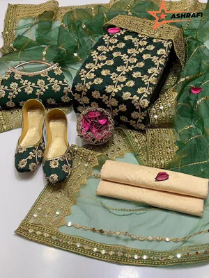 Fantasy Collection 5-Piece Green Embroidered Women Suit with Khussa Gift Set thumbnail 2