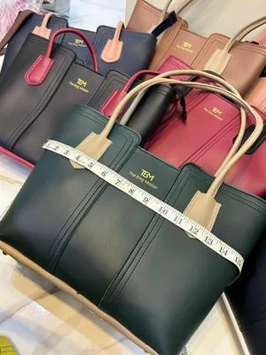 Women's Brown Leather Tote Bag - Durable & Stylish Daily Use thumbnail 9