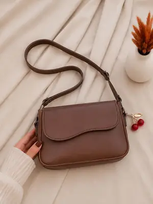 Girl's Leather Plain Purse thumbnail 2
