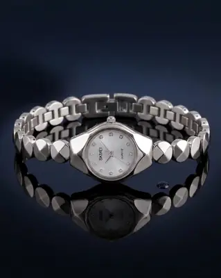 Women's Slim And Classy Dial For A Feminine Look Watch 1 silver watch