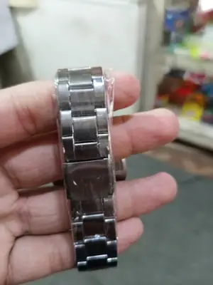 New stylish ladies watch thumbnail 3