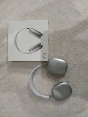 Off White Headphone thumbnail 5