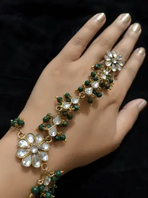 1 Pc Indian Design Gold Plated Kundan Chain Bracelet thumbnail 2