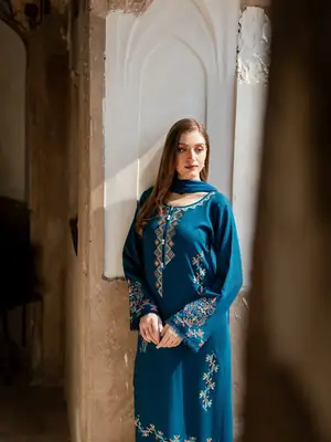 Exquisite Linen Embroidered Suit Set - 3 Pcs  thumbnail 5