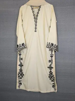 Stunning 3 Pcs Women's Stitched Embroidered Suit thumbnail 3