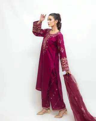 Stunning Pink Embroidered Arabic Lawn Suit - 3 Pcs Set thumbnail 2