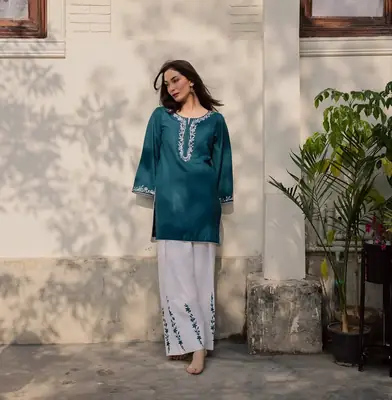 Chic Women's Stitched Embroidered Shirt And Trouser Set 