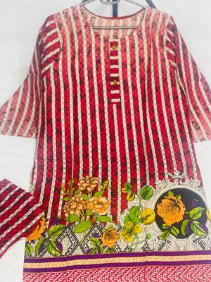 2 Pcs Women's Stitched Lawn Printed Suit thumbnail 3
