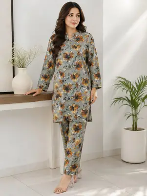 2 Pcs Women's Unstitched Printed Suit