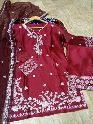 Women's Embroidered Farshi Shalwar 3 Piece Silk Suit with Embroidered Chiffon Dupatta – Pakistani Party Wear Dress thumbnail 3