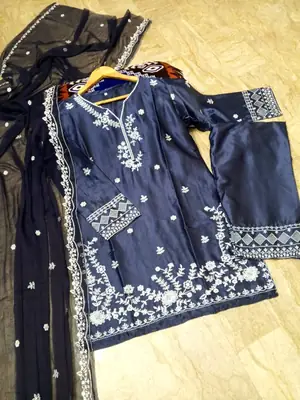 Women's Embroidered Farshi Shalwar 3 Piece Silk Suit with Embroidered Chiffon Dupatta – Pakistani Party Wear Dress thumbnail 2