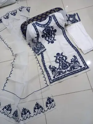 Women's Heavy Embroidered Organza 3 Piece Suit with Embroidered Dupatta – Luxury Party Wear Dress | Eid & Wedding Collection thumbnail 3