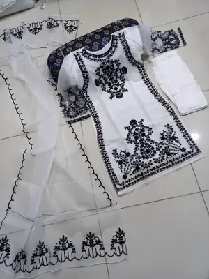 Women's Heavy Embroidered Organza 3 Piece Suit with Embroidered Dupatta – Luxury Party Wear Dress | Eid & Wedding Collection thumbnail 4