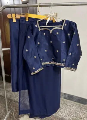 Ready to Wear Chiffon Saree with Embroidered Silk Blouse & Silk Petticoat – 7 Yards Stitched Party Wear Saree for Women thumbnail 2
