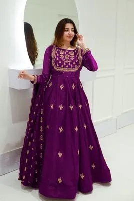 Purple Chiffon Embroidered 3PC Maxi Suit Set for Eid Party Wear Medium
